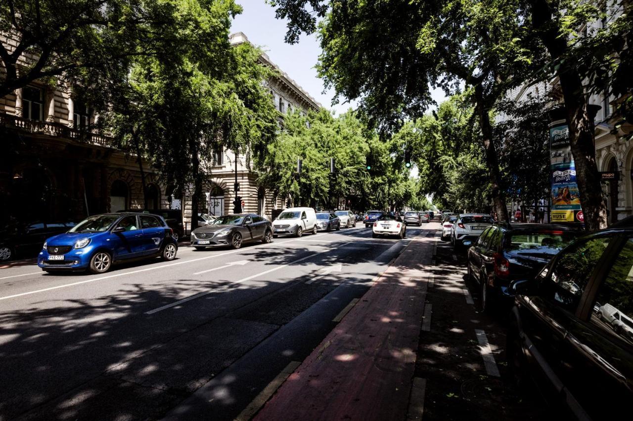 Andrassy 13 Center Apartment Budapest Luaran gambar