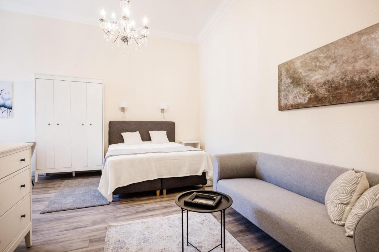 Andrassy 13 Center Apartment Budapest Luaran gambar